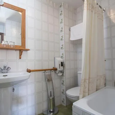 בית הארחה Meson Casa De Guzman