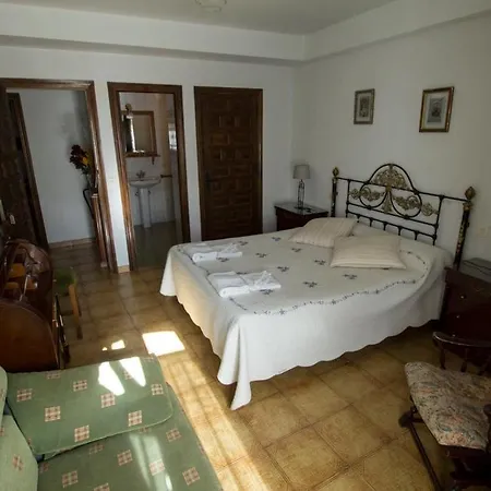 Meson Casa De Guzman