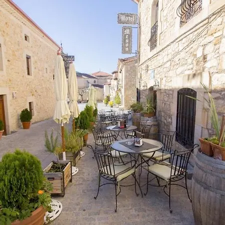 בית הארחה Meson Casa De Guzman 2*