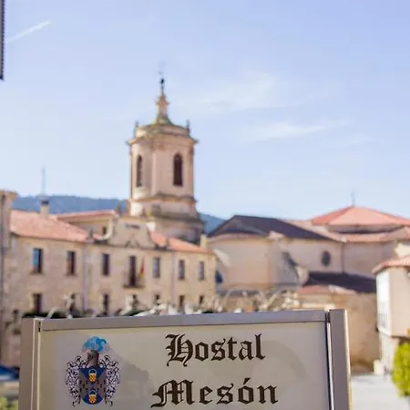 Meson Casa De Guzman בית הארחה 2*